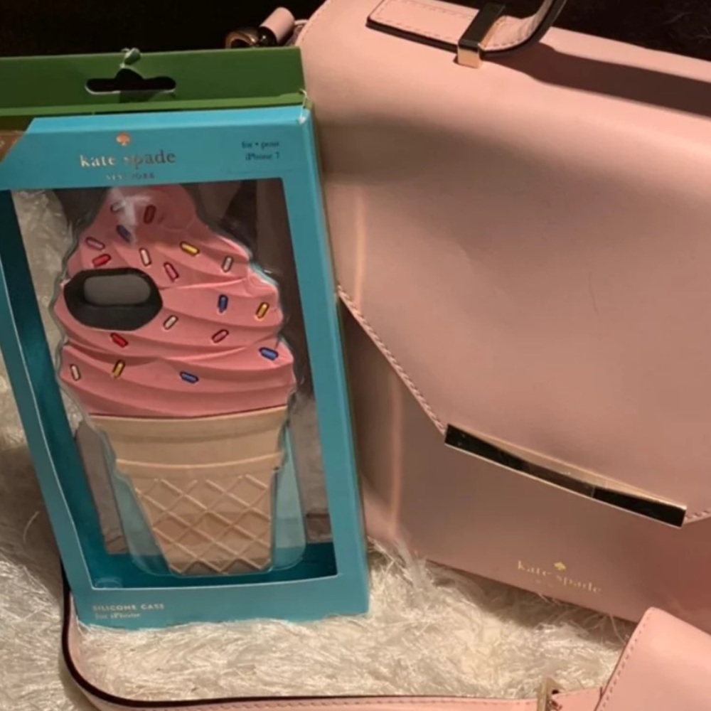 Kate Spade 👀 iPhone 7/8 case